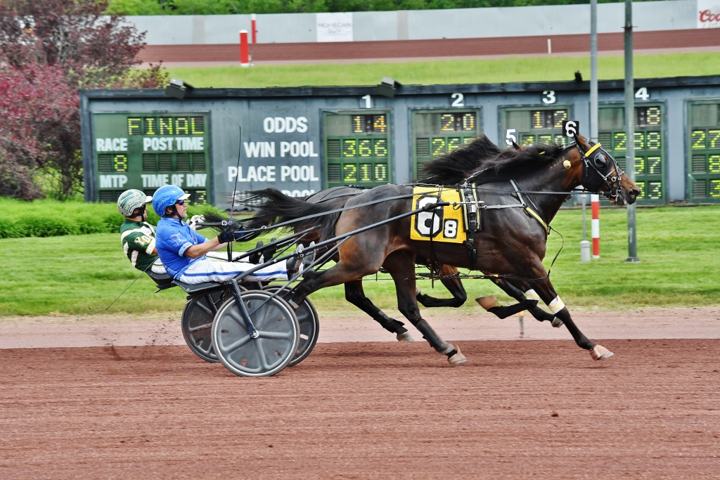 Whiskey Blue (#6) and driver Whiskey Dan Charlino beats Type A to the wire