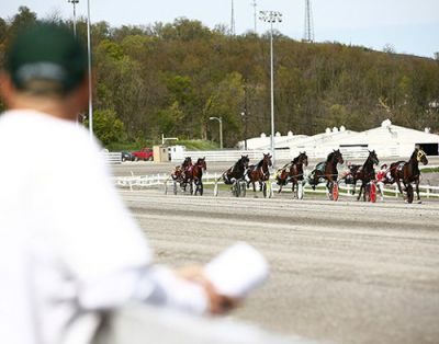The Meadows resumes racing Wednesday