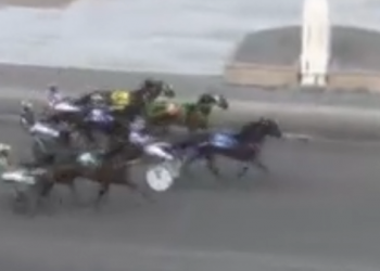 Burning Hot blazes to Rumpel Memorial victory