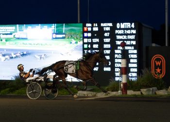 Stonebridge Helios commanding in Champlain