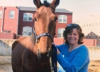 Ellen Harvey, Marty Irby on Alumni Show