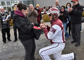 Farmers Tan hangs tough in Preferred Pace