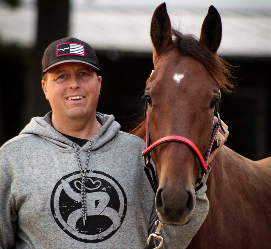 Schneider sends out three in Arnstine Final 1