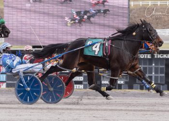 Big first-over move nets feature win