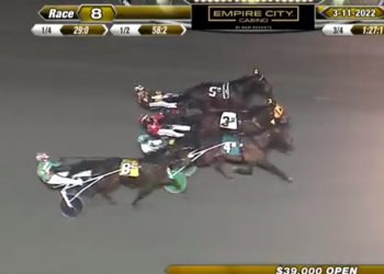 Stormy Kromer upsets in $39,000 Open Trot