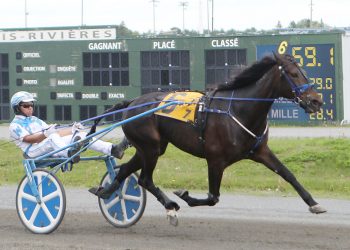 All three favorites lose in H3R co-features