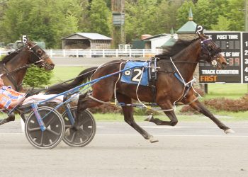 Luck B Mine finds fortune, returns to winning ways