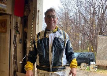 Mofford stays hot with Northside slam