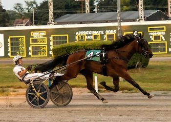 Batavia Downs opens with NYSS action