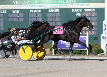 De Long doubles in freshman filly ISS