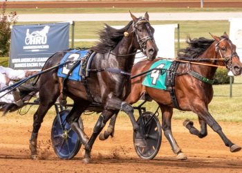 Justice bursts late to score in $237,000 Bluegrass