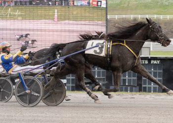 Keystone Chaos creates chaos at 15-1