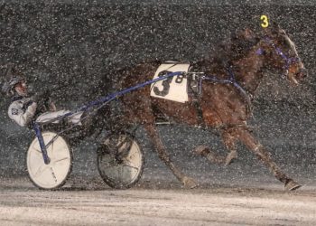 Mother Nature causes premature end to Monday’s card