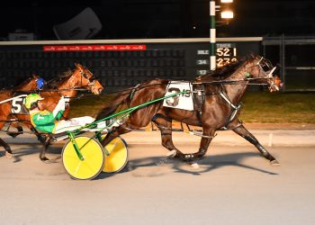 Dresden takes Dover feature with late rally