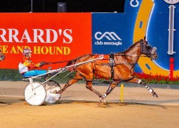 Catch A Wave upsets in $1 million Miracle Mile