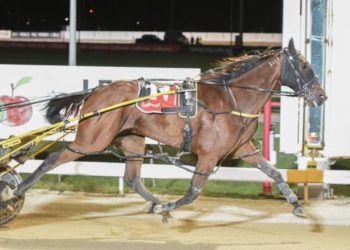 Sunny Sanz claims Easter Cup