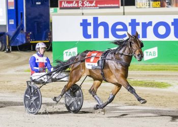 Violet brings green as Volstead filly lands Classic