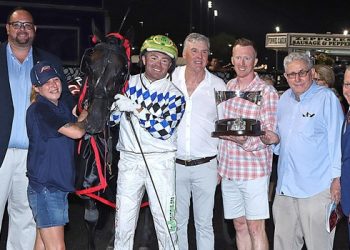 Confederate destroys his rivals in $668,000 Meadowlands Pace