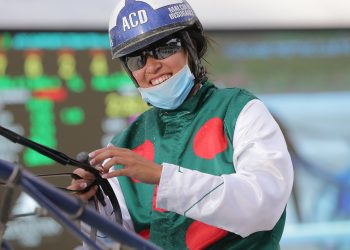 Monika no lone ranger