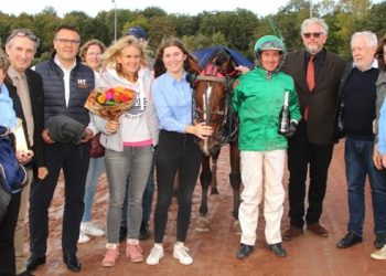 Cash du Rib wins Final Europeen Tour Trotteur Francais