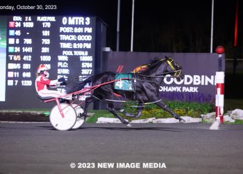 Walker wins Mohawk women’s race