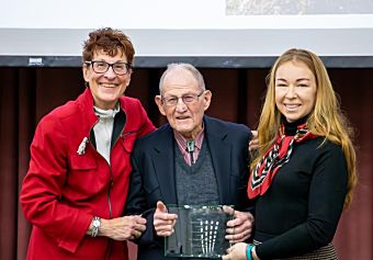 Taylor Palmer, Jr. presented with equine award