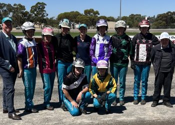 Victory in teal a highlight for Thackeray