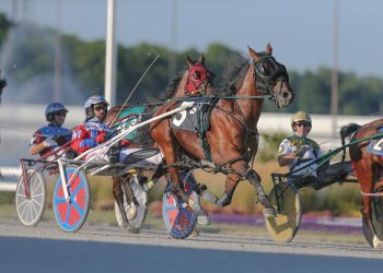 Early live post time for Derby Day at Hoosier Park