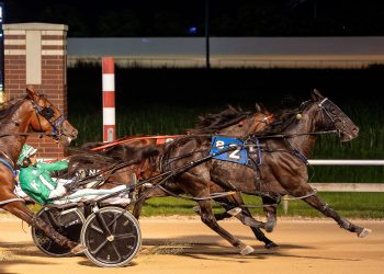 31-1 upset winner in thrilling Open Pace feature