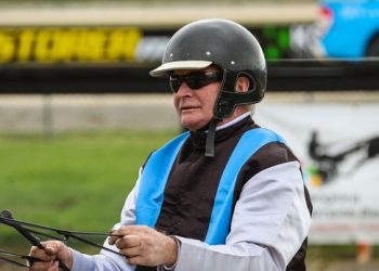 Penelope Hall wins at start 43