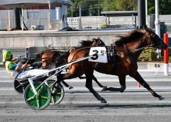 102-1 longshot pulls off titanic upset