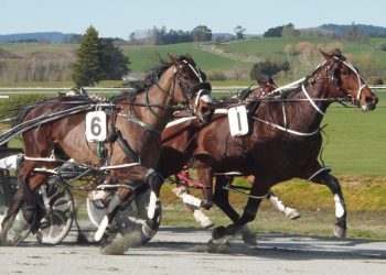 Clonakilty makes it three from three