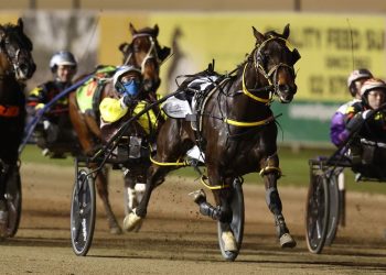 The Swift One breaks through in 2YO Fillies Classic