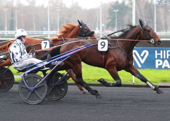 Mack de Blary rallies to €120,000 Gr. II victory