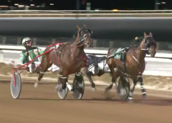 Fraser Preferred won last-to-first by a nose