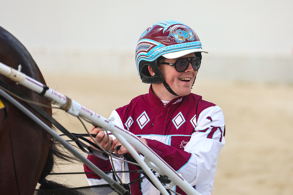 Joyride delivers last stride win 1