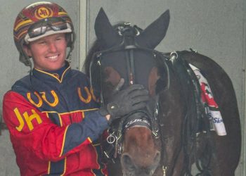 Herbertson returning home from US to honour his late mate