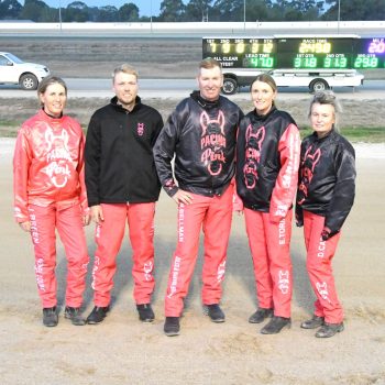 A sea of pink about to sweep across Australia 1
