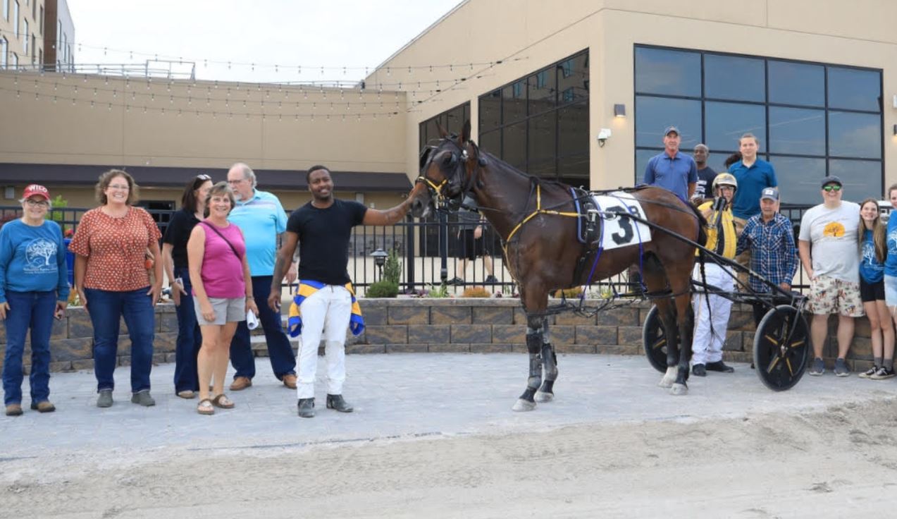 Legend returns and takes USHDC feature 2