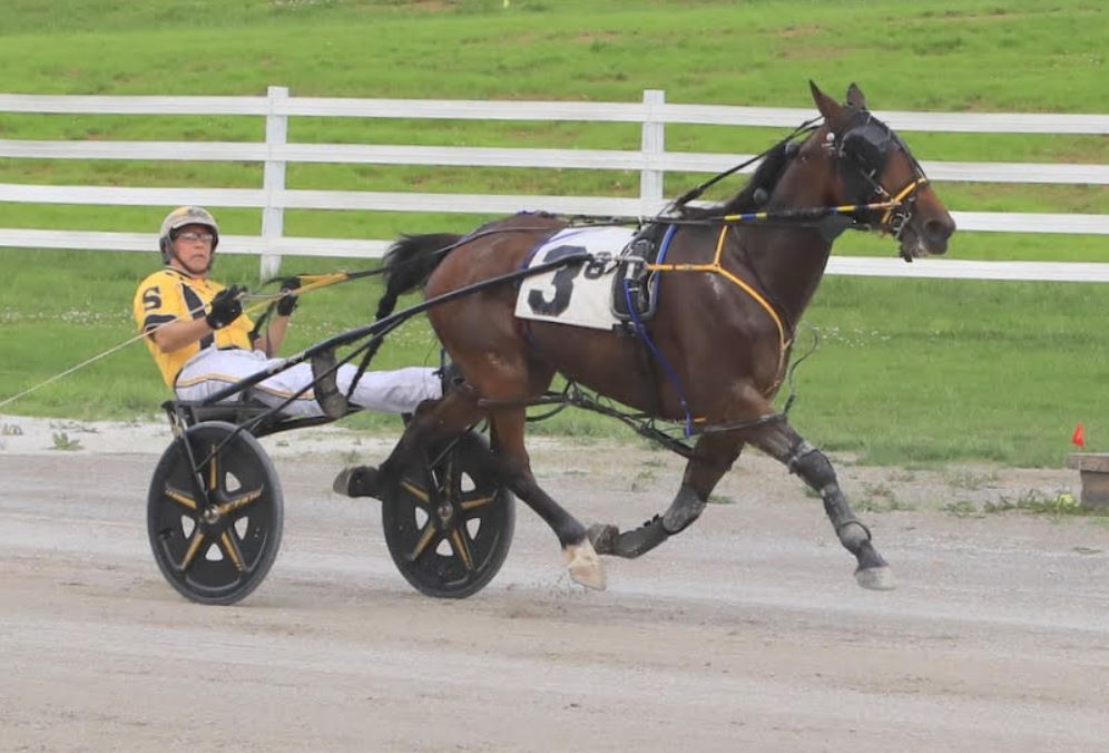 Legend returns and takes USHDC feature 1