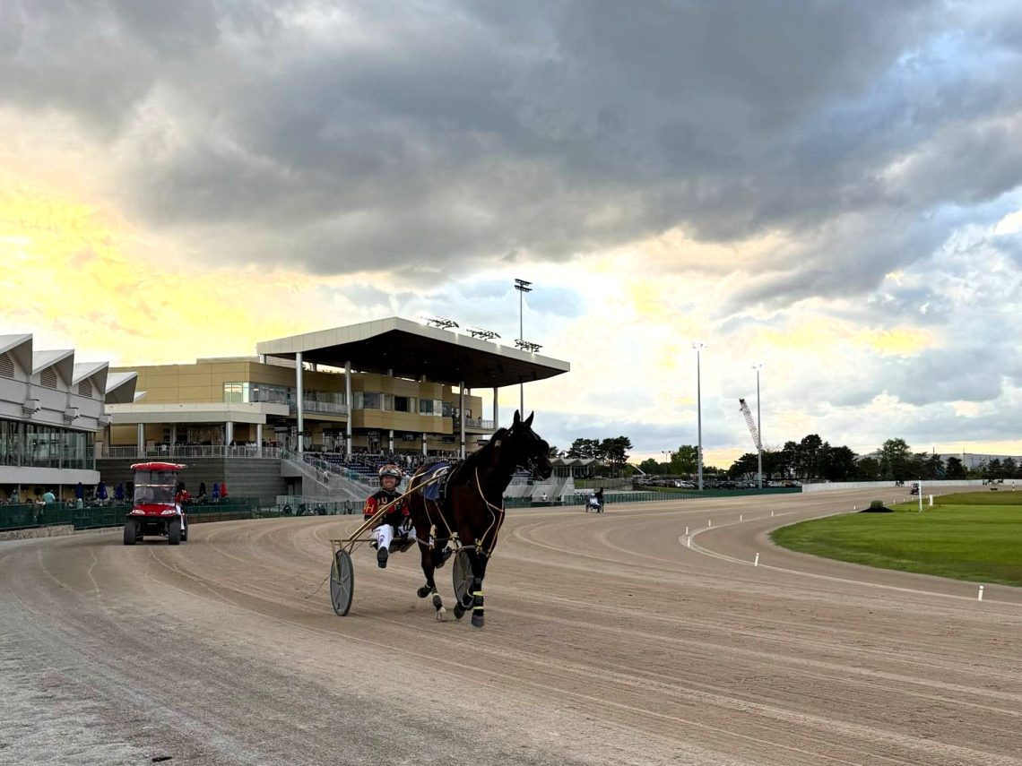 Herbertson strikes twice at Scioto Downs 1