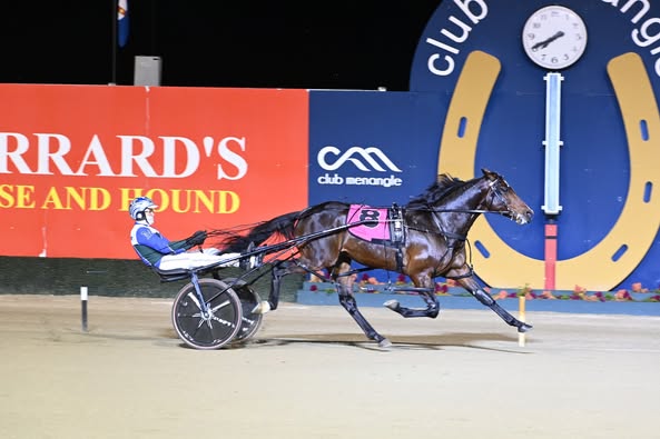 Don Hugo looks awesome in 1.49 win 1