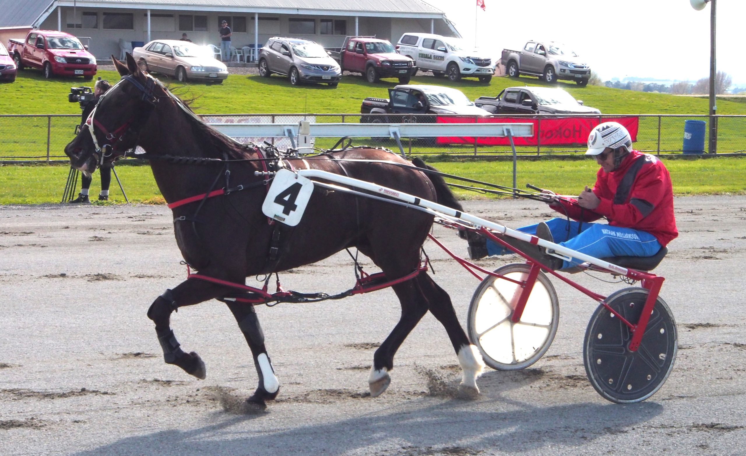 Gray carts eleven to Winton 6