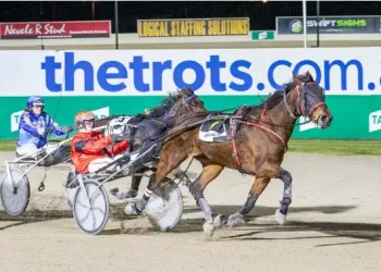 I’m Bobby blitzes his rivals