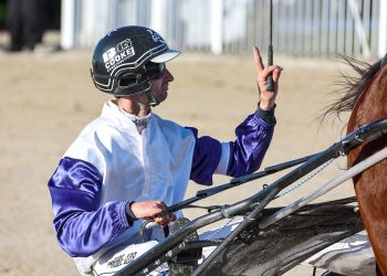 Stuart honours Brown at Addington