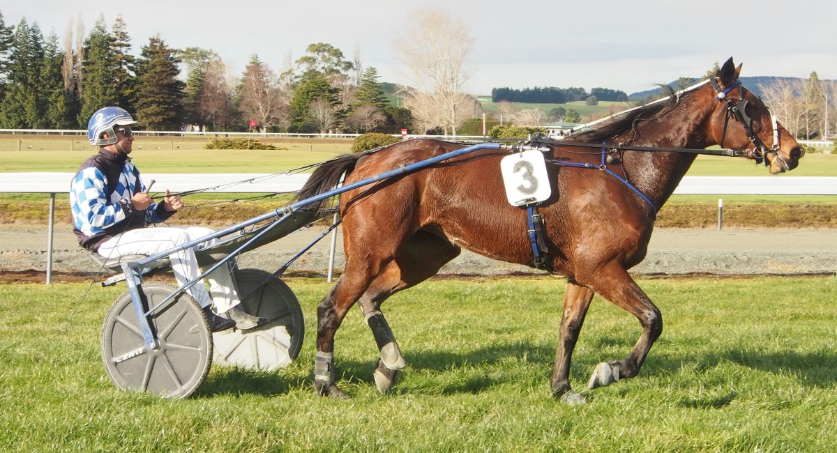 Penelope Lane wins for Williamson and Caig 3