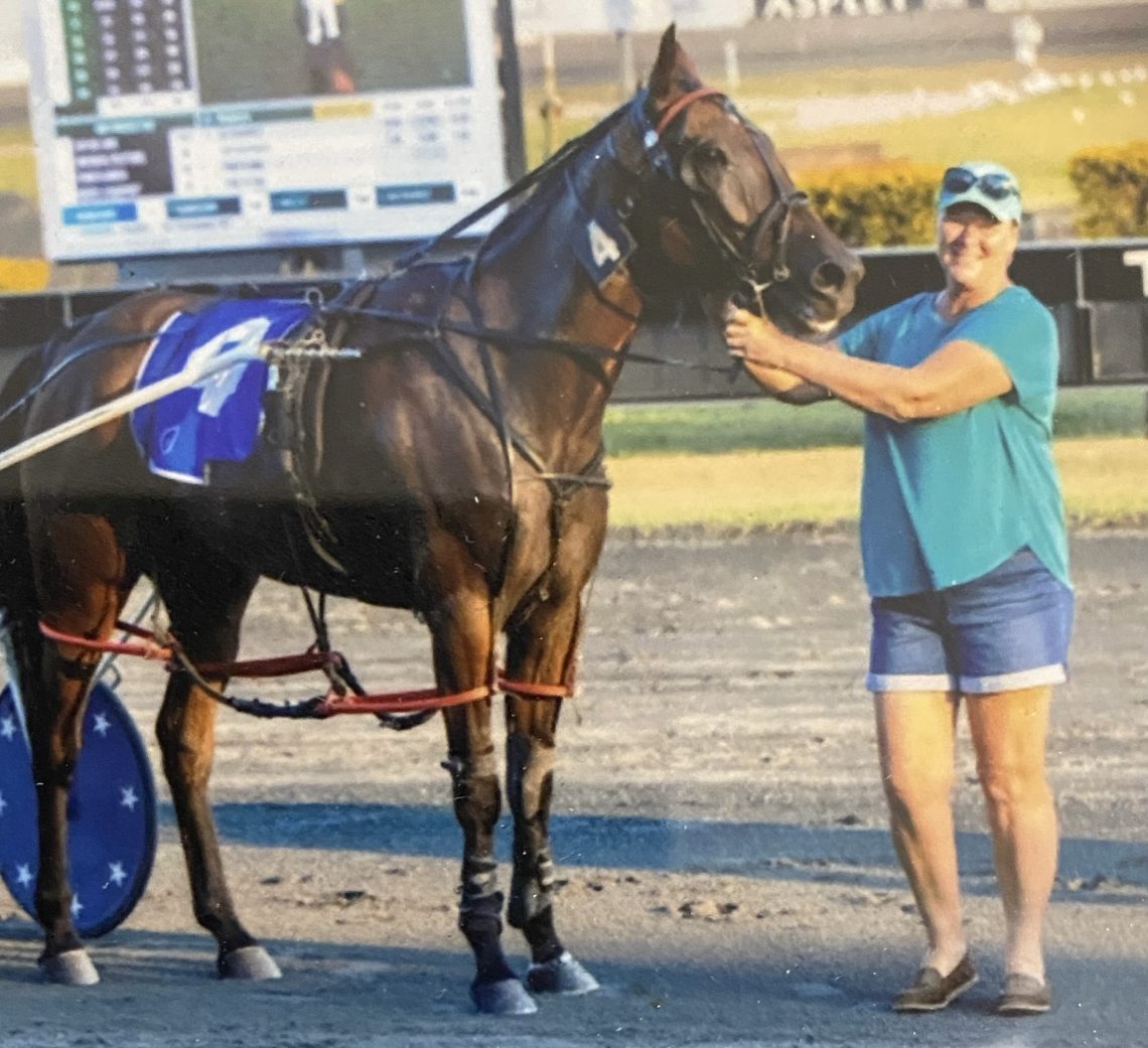 Hobby trainer doubles up — from 150km away! 1