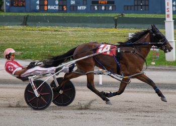 Liberty Style demolishes rivals in style in $112,100 NYSS
