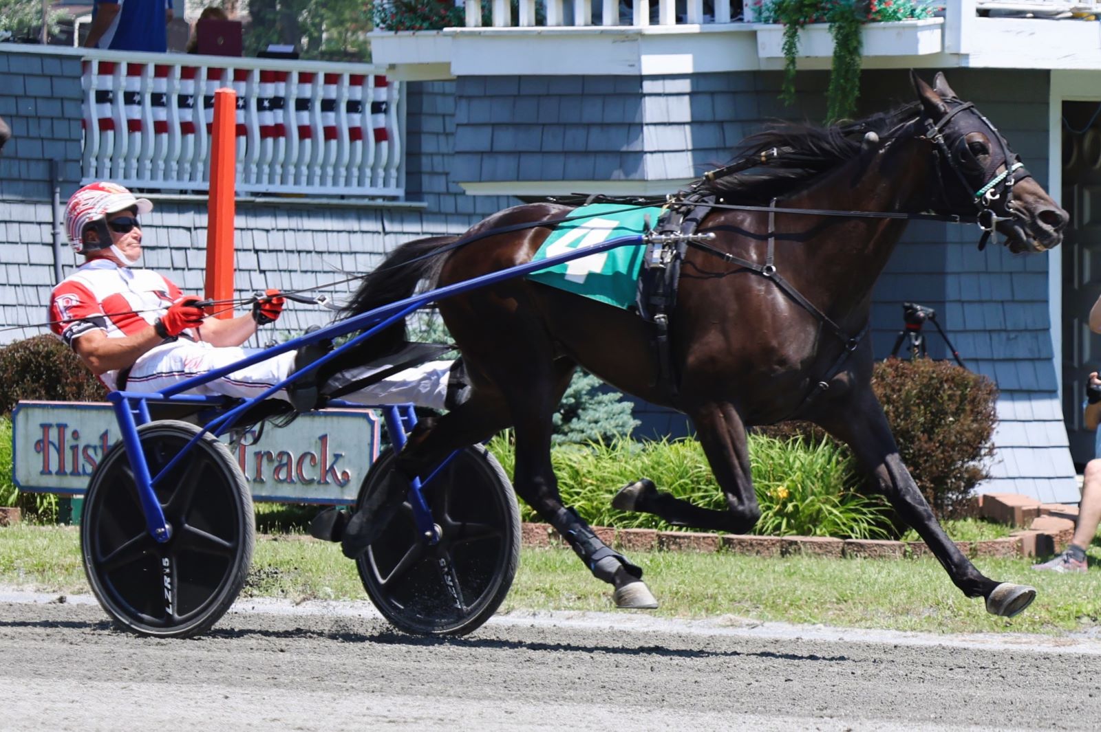 Palone captures Hall of Fame Invitational Trot 1