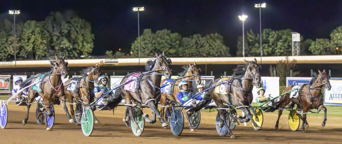 The Red Mile Opens its 150th Season with a bang 1